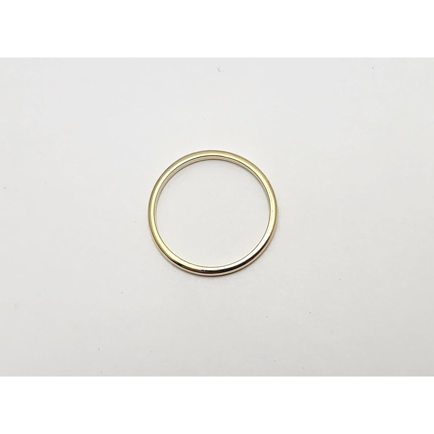 10K Yellow Gold Polished Thin Wedding Band Ring