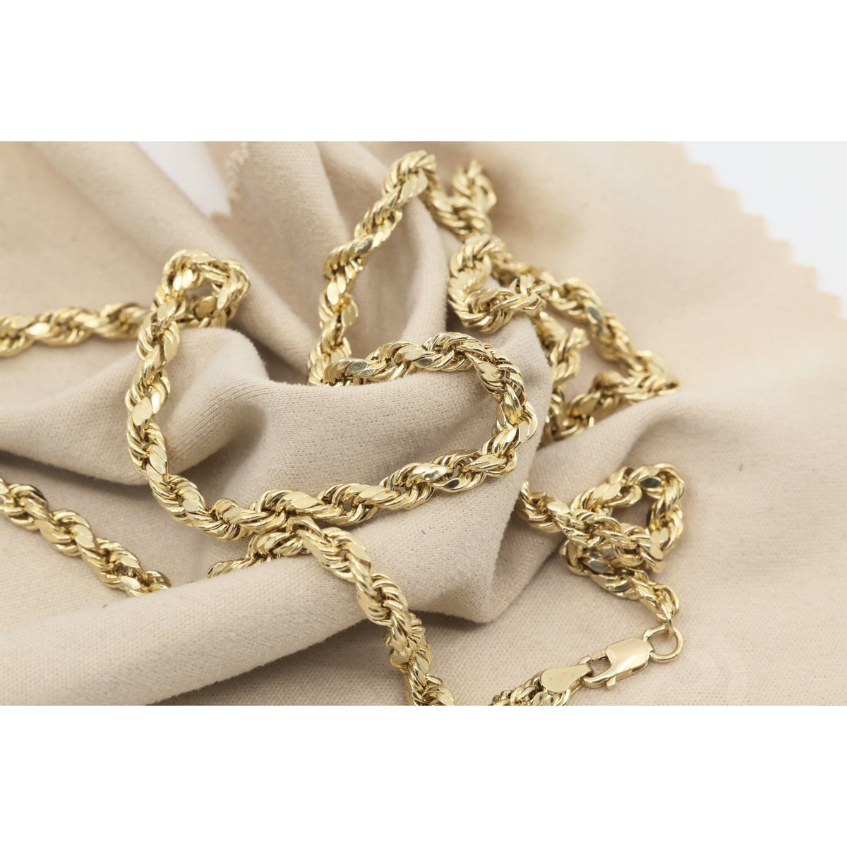 14K Yellow Gold Rope Chain Necklace