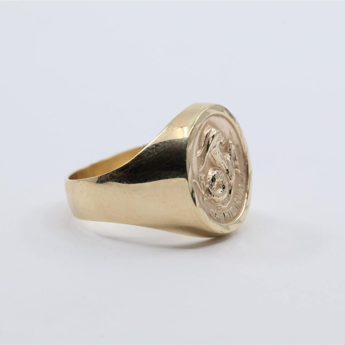 12K Yellow Gold Zodiac Capricorn Horoscope Ring