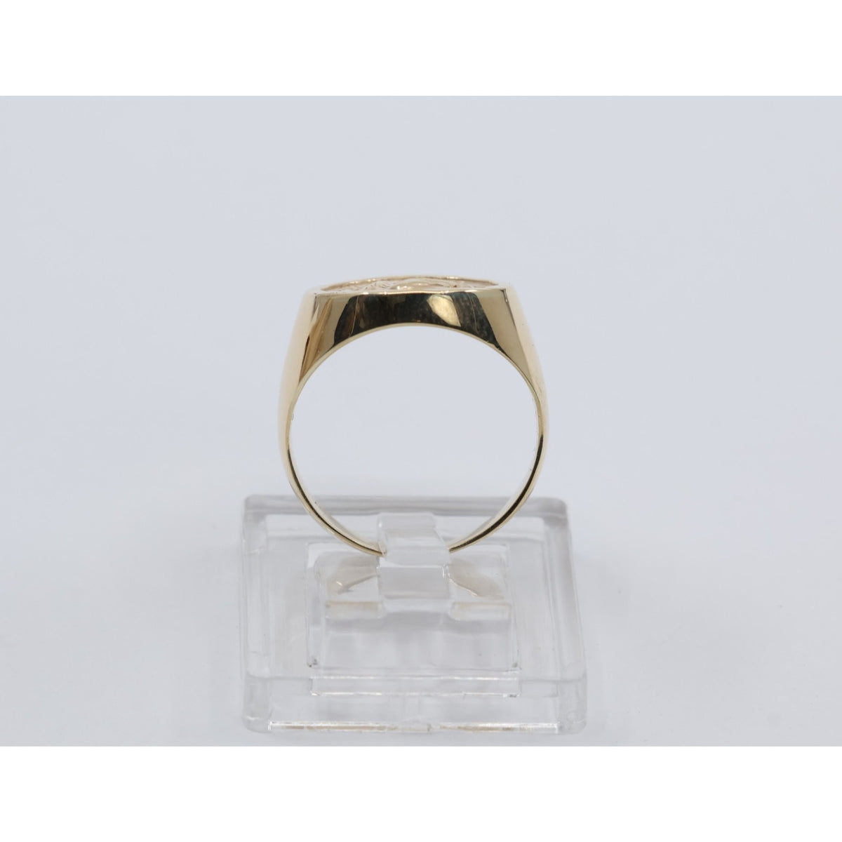 12K Yellow Gold Zodiac Capricorn Horoscope Ring