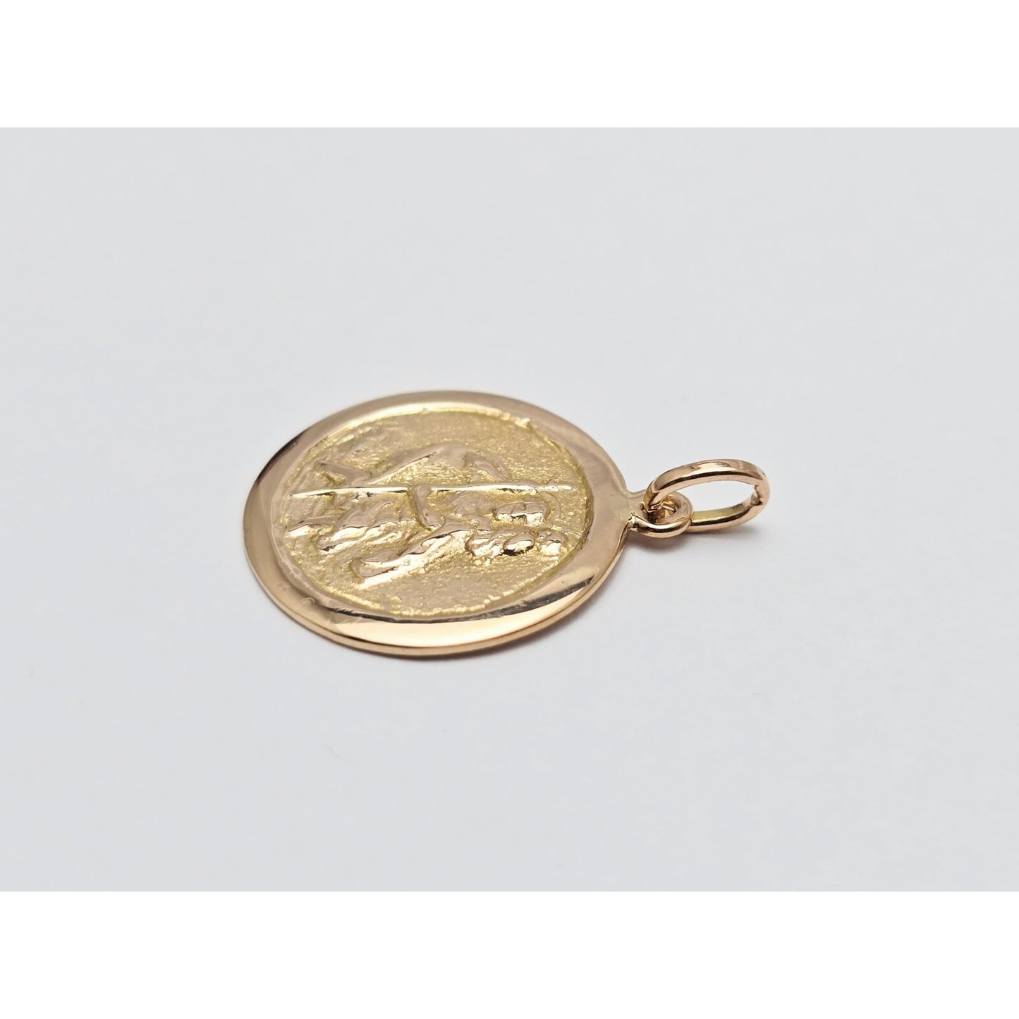 18K Yellow Gold Round Saint Christopher Charm Pendant