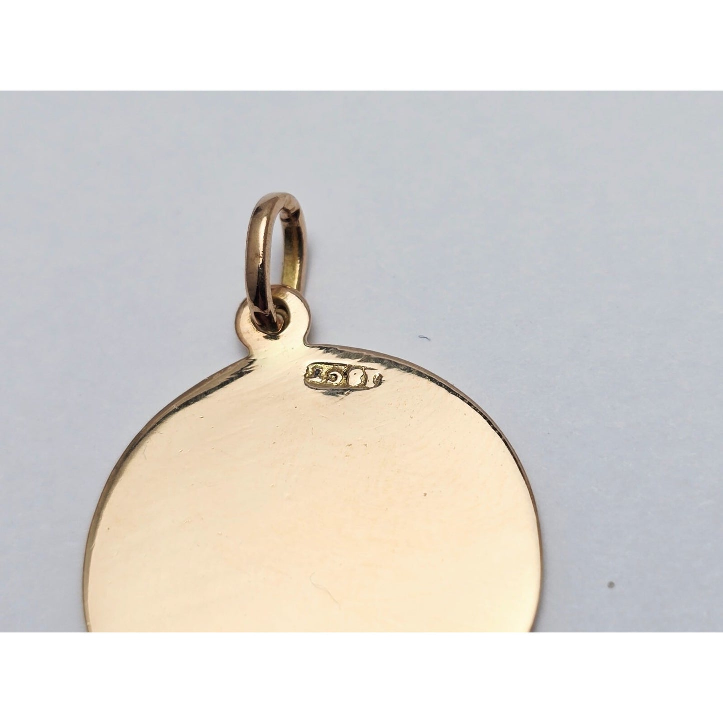 18K Yellow Gold Round Saint Christopher Charm Pendant