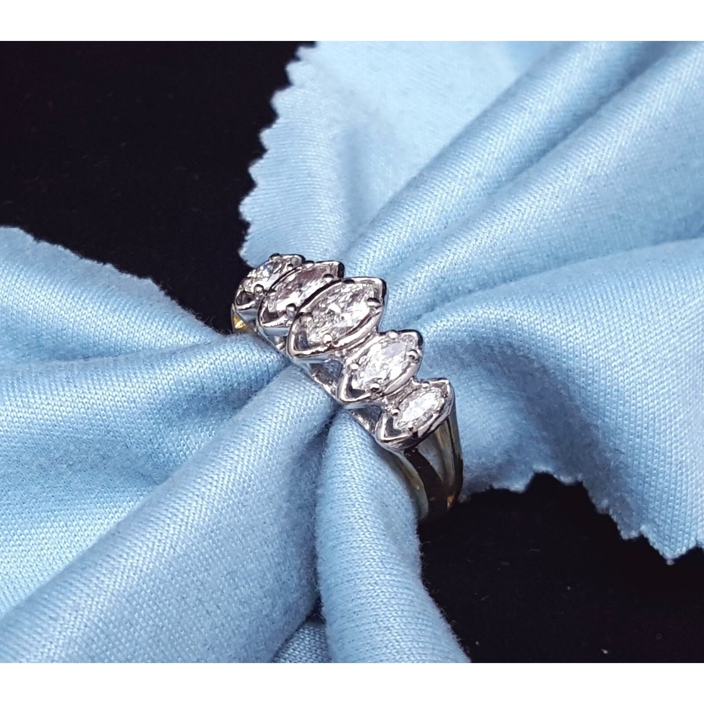 18K & 14K Two Tone Gold 5 Piece Marquise Diamond Ring