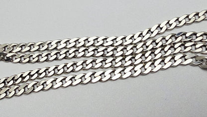 Gucci G Cut Out Round Circle Sterling Silver Charm Pendant Curb Chain Necklace