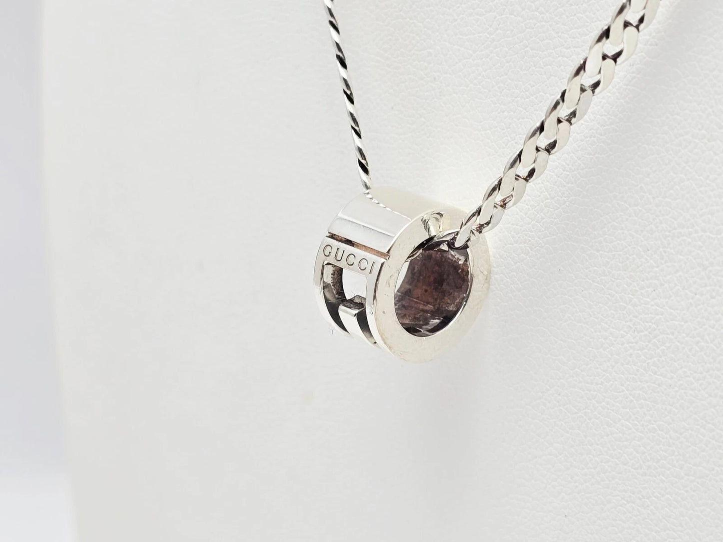 Gucci G Cut Out Round Circle Sterling Silver Charm Pendant Curb Chain Necklace