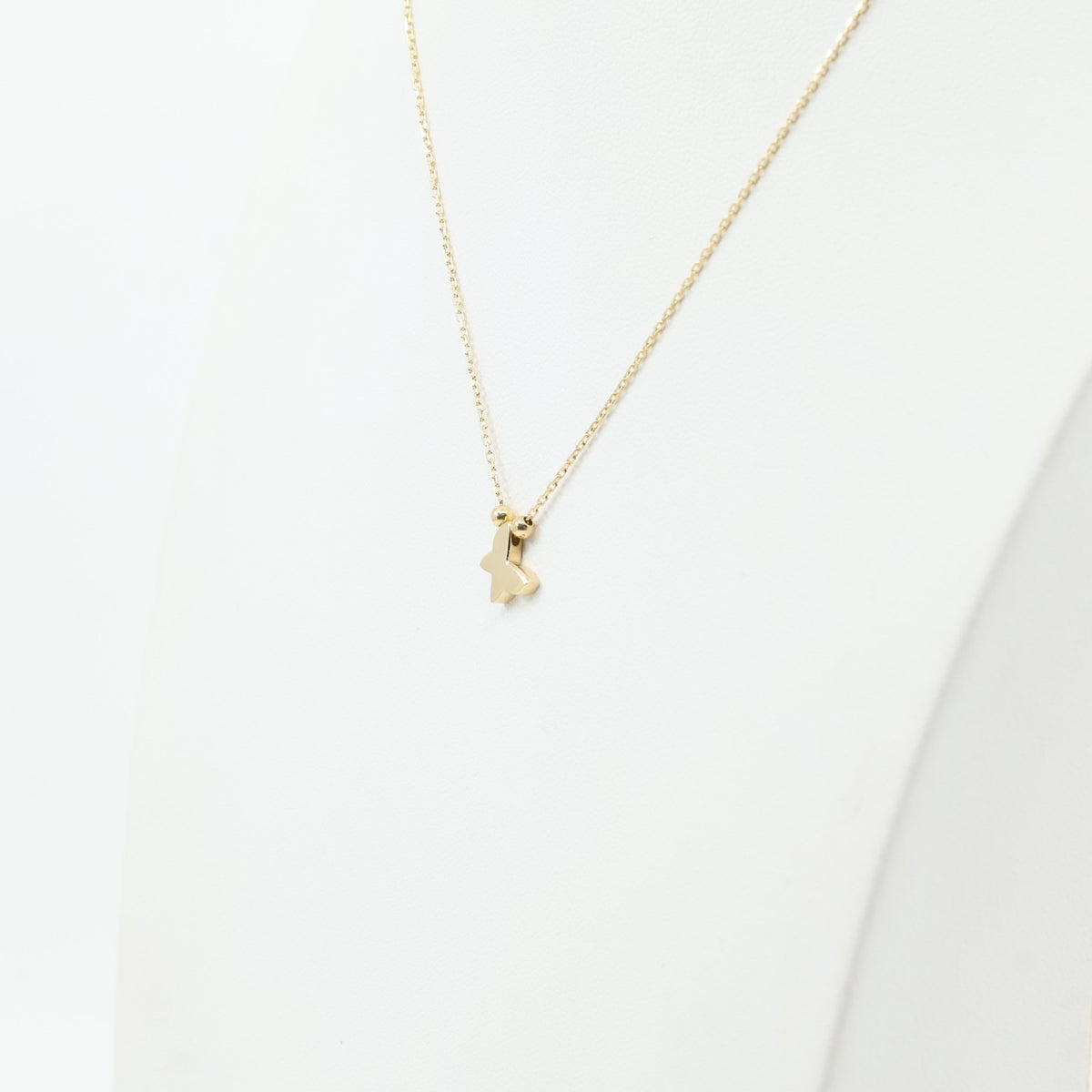 18K Yellow Gold Butterfly Charm Pendant Resizable Cable Link Chain Necklace