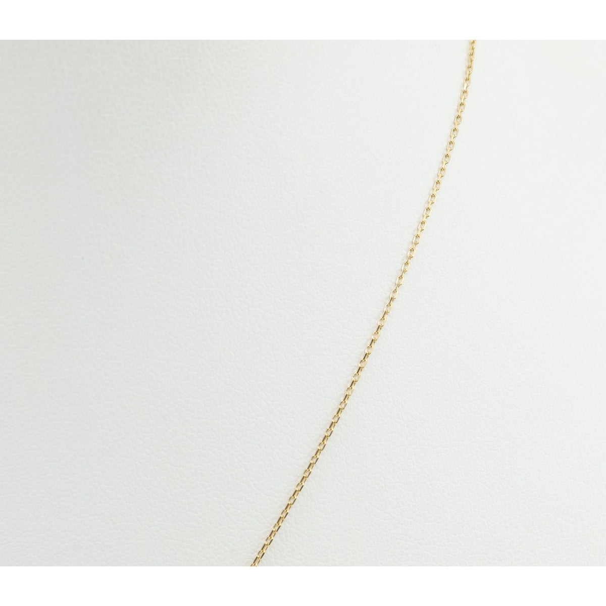 18K Yellow Gold Butterfly Charm Pendant Resizable Cable Link Chain Necklace