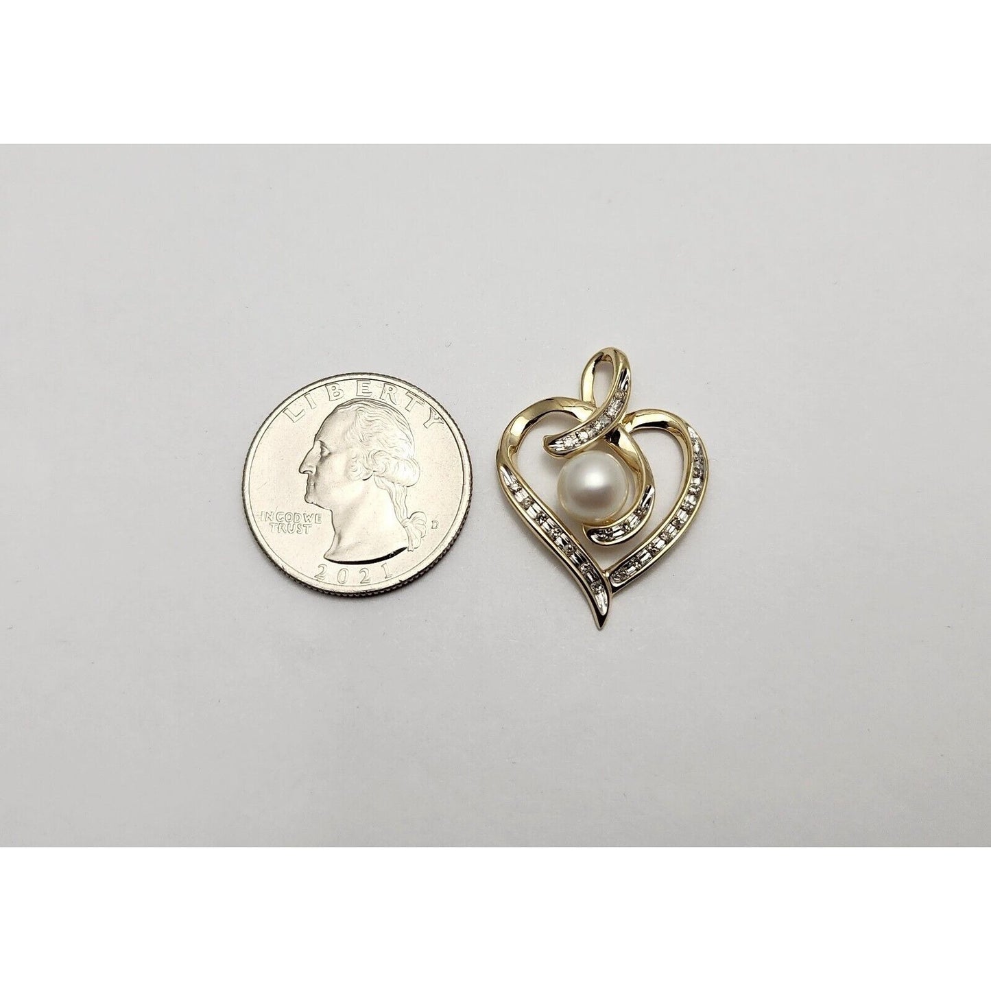 10K Yellow Gold Open Heart Diamond & Pearl Charm Pendant