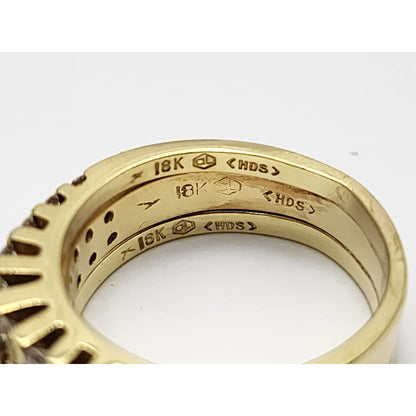 18K Yellow Gold Emerald & Round Cut Diamond Ring