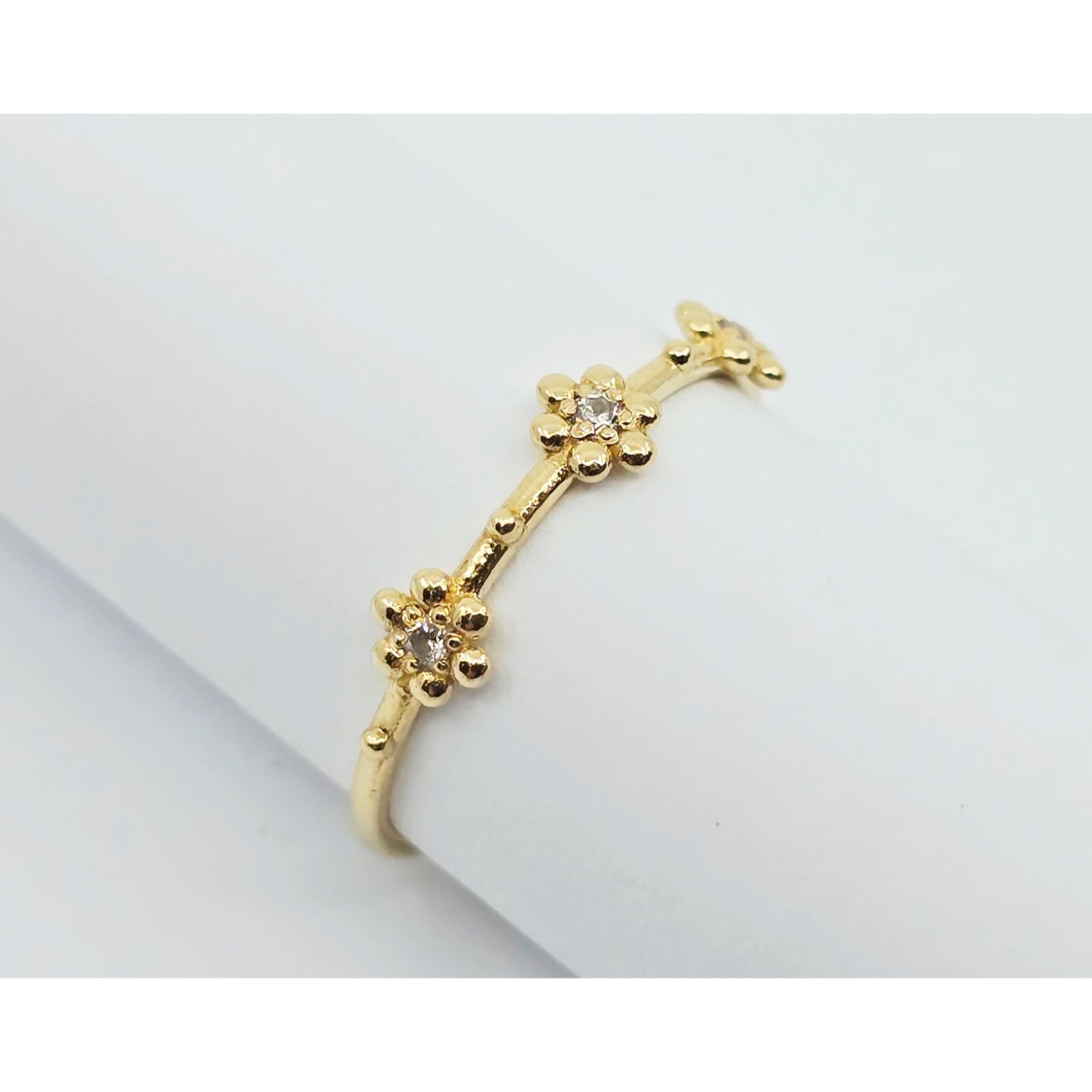 18K Yellow Gold Floral Flower CZ Ring