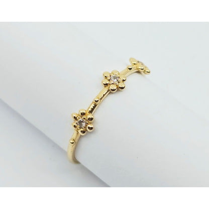 18K Yellow Gold Floral Flower CZ Ring