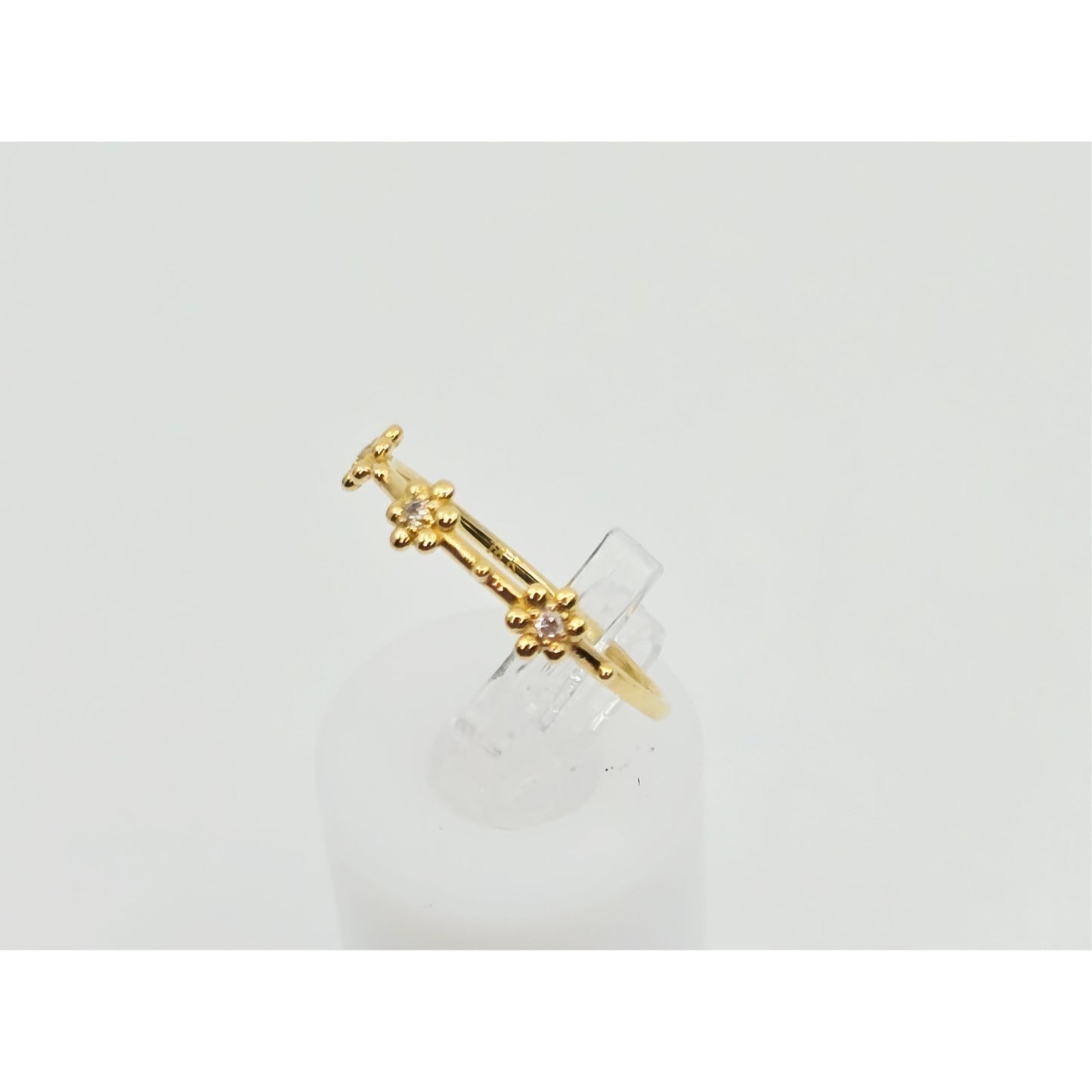 18K Yellow Gold Floral Flower CZ Ring