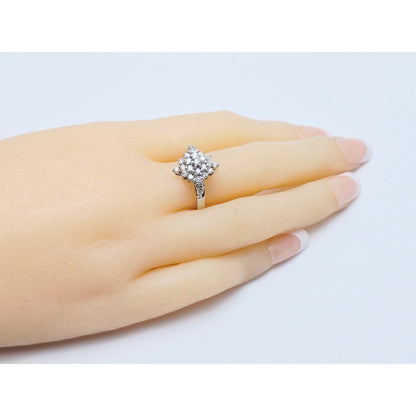 14K White Gold Round Cut Diamond Cluster Ring