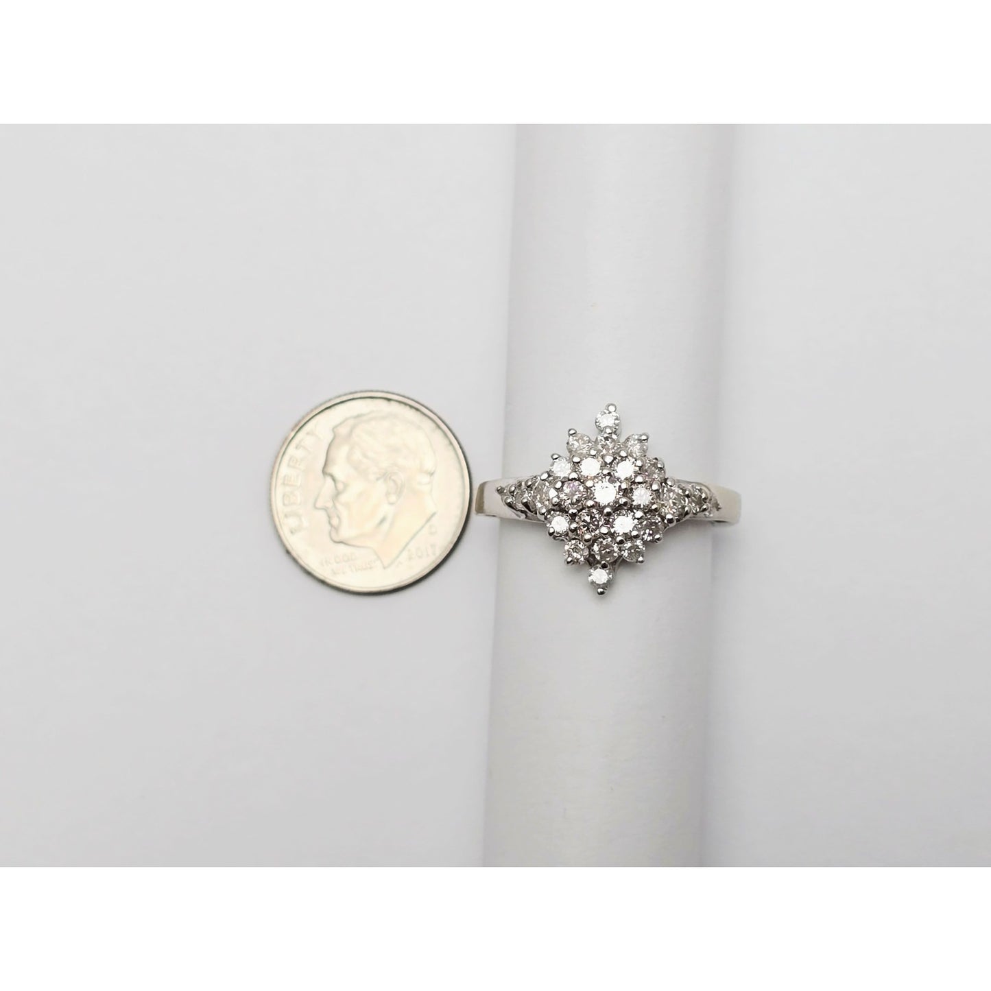 14K White Gold Round Cut Diamond Cluster Ring