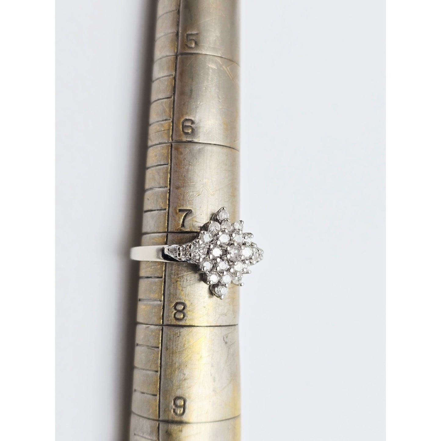 14K White Gold Round Cut Diamond Cluster Ring