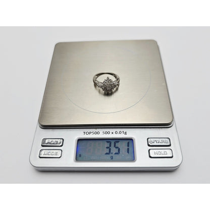 14K White Gold Round Cut Diamond Cluster Ring