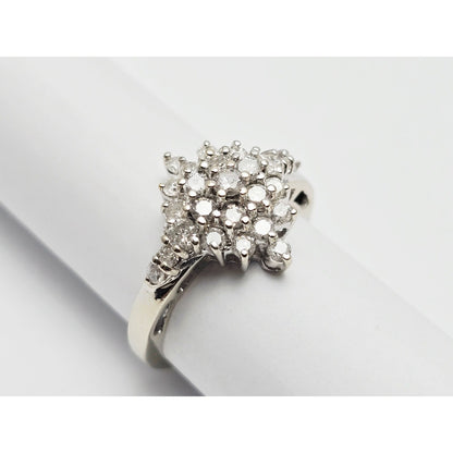 14K White Gold Round Cut Diamond Cluster Ring