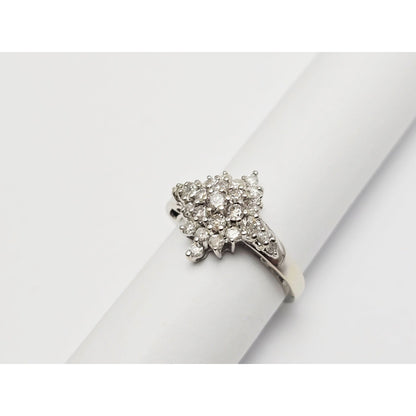 14K White Gold Round Cut Diamond Cluster Ring