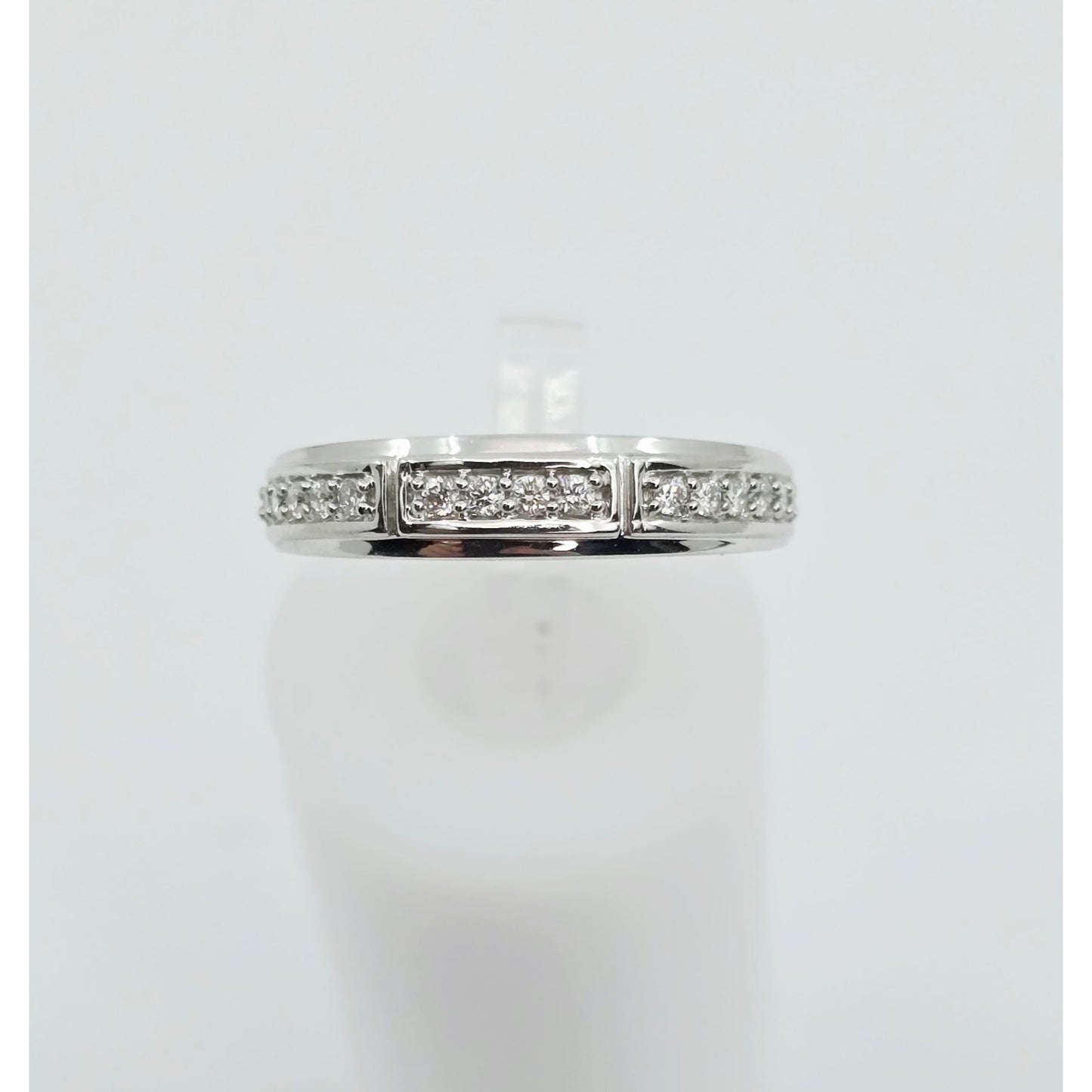 14K White Gold Diamond Wedding Band Ring