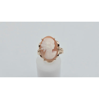 Vintage 14K Yellow Gold Oval Cameo Filigree Ring