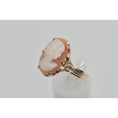 Vintage 14K Yellow Gold Oval Cameo Filigree Ring