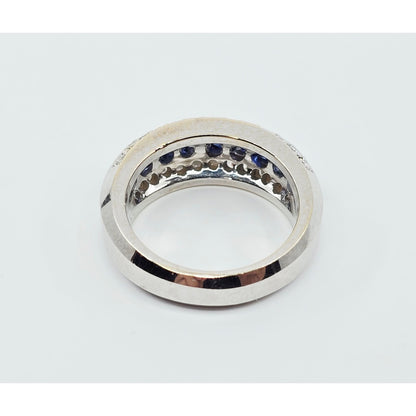 18K White Gold Princess Cut Sapphire & Round Cut Diamond Ring