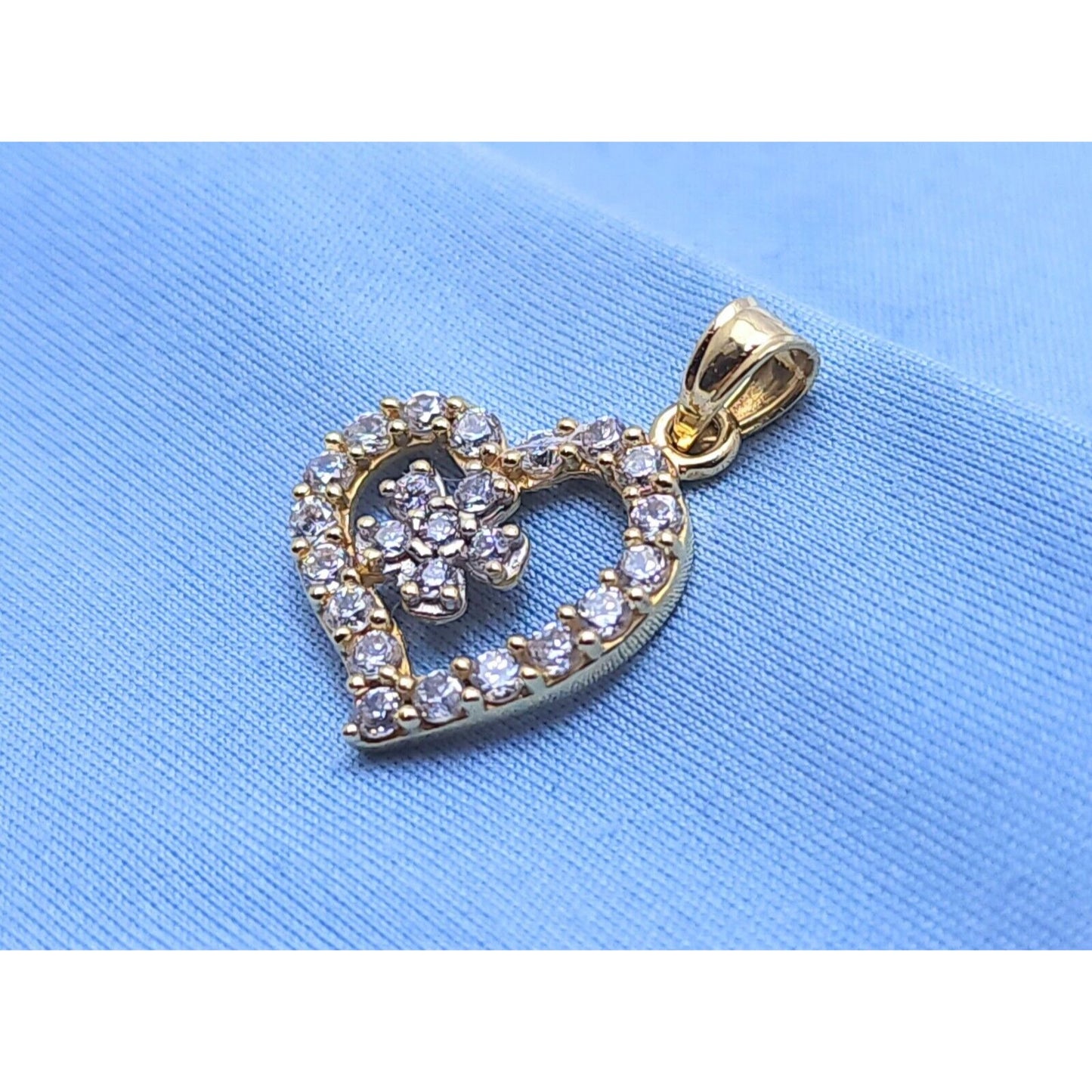 10K Yellow Gold Open Heart Flower White Cubic Zirconia Charm Pendant