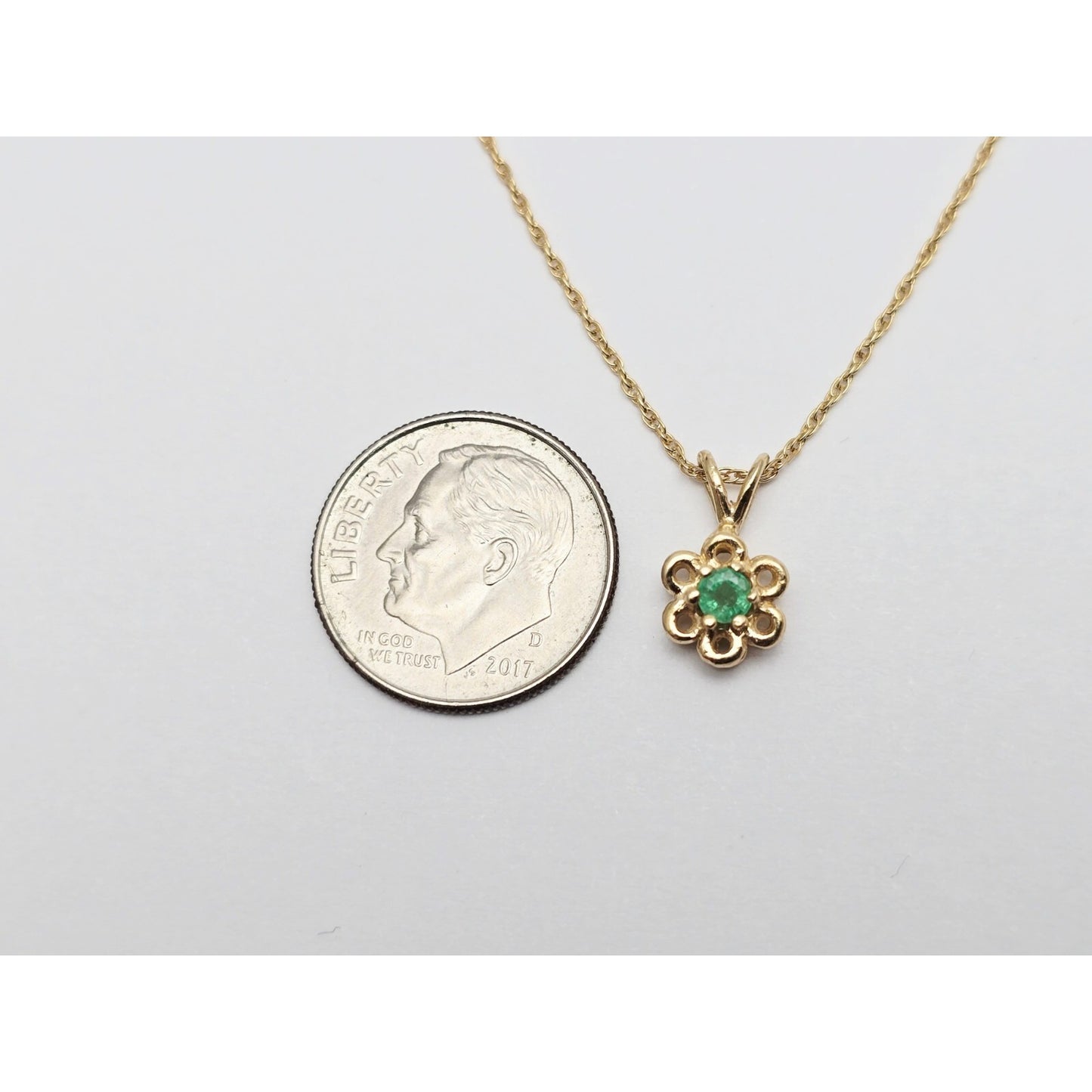 14K Yellow Gold Mesh Link Chain Necklace & Flower Emerald Charm Pendant