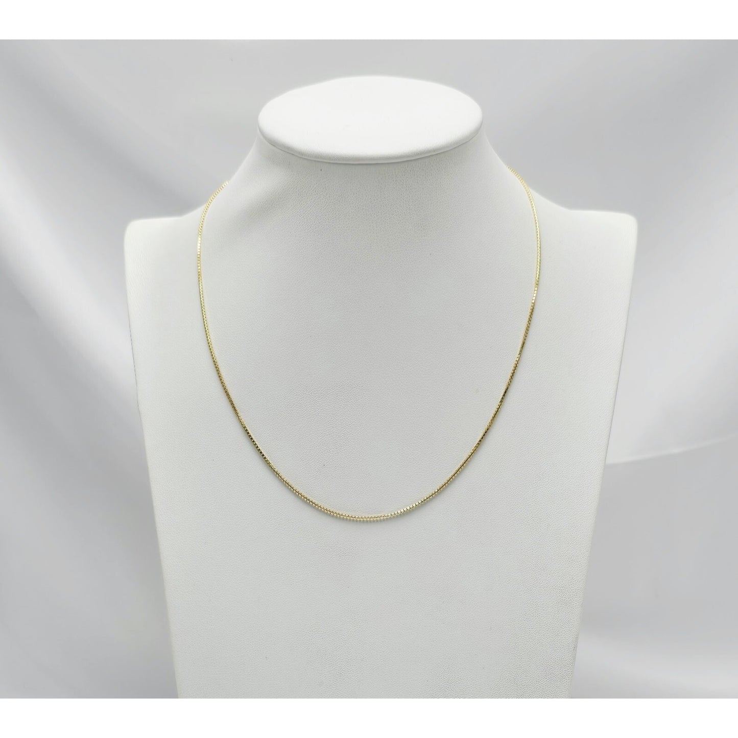 14K Yellow Gold Box Link Chain Necklace Italy