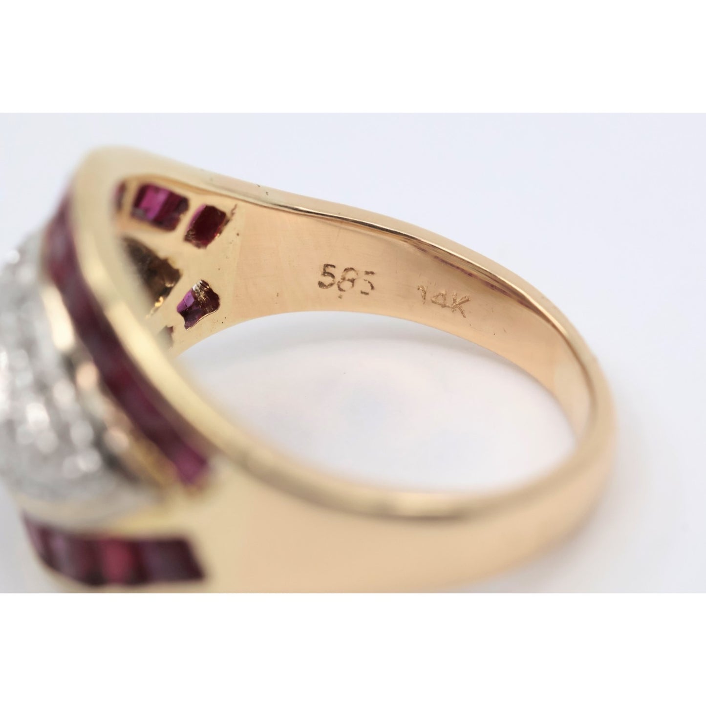 14K Yellow Gold Ruby & Diamond Ring