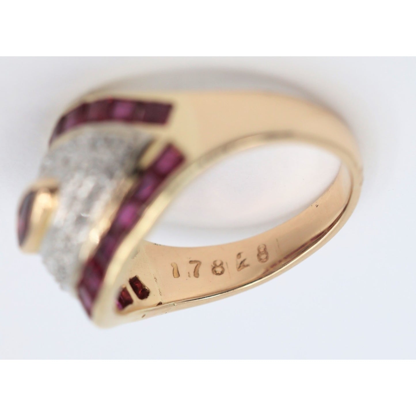 14K Yellow Gold Ruby & Diamond Ring