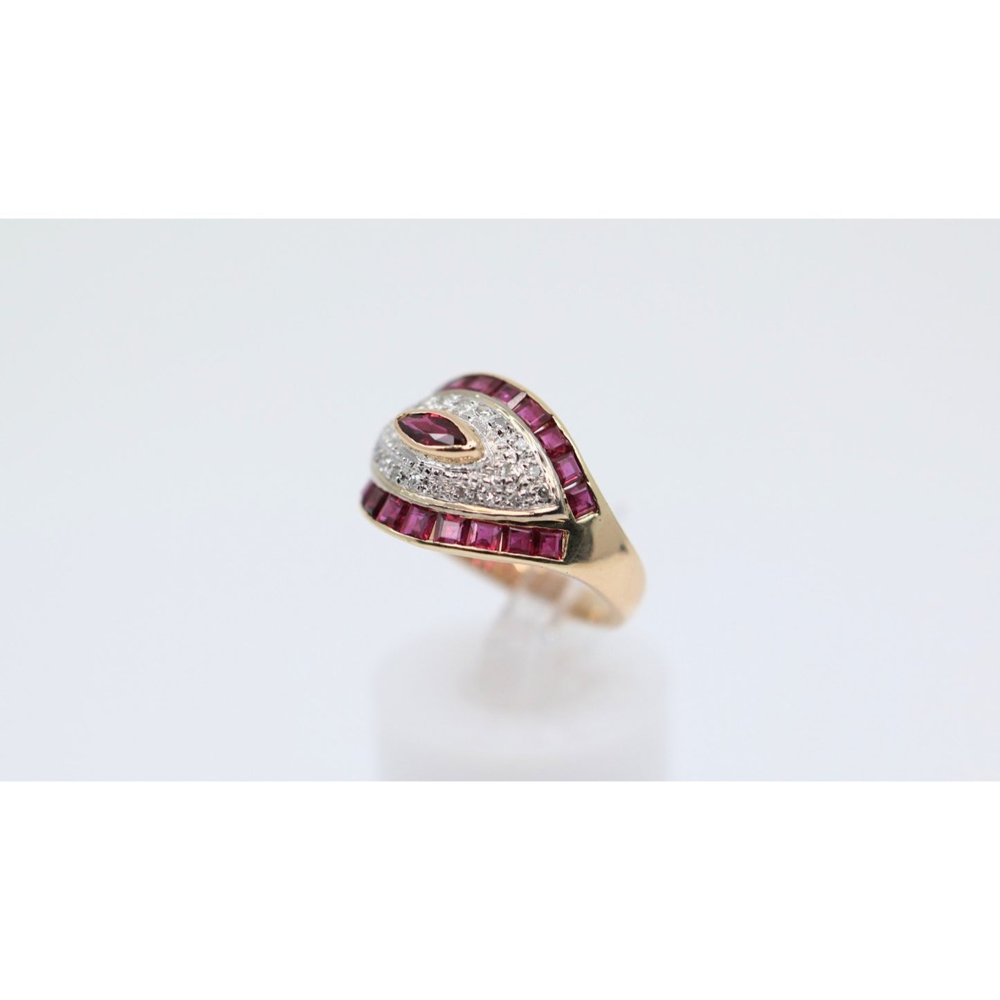14K Yellow Gold Ruby & Diamond Ring