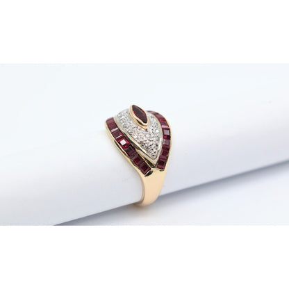 14K Yellow Gold Ruby & Diamond Ring