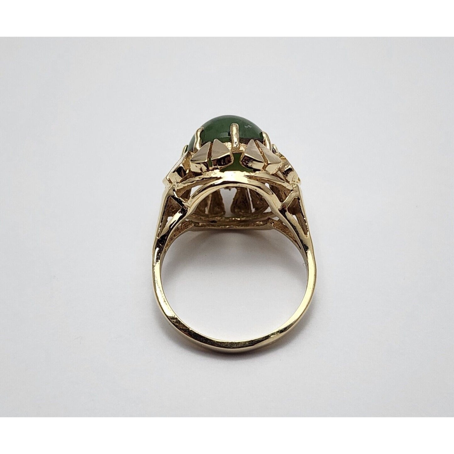 14K Yellow Gold Round Jadeite Jade Ring