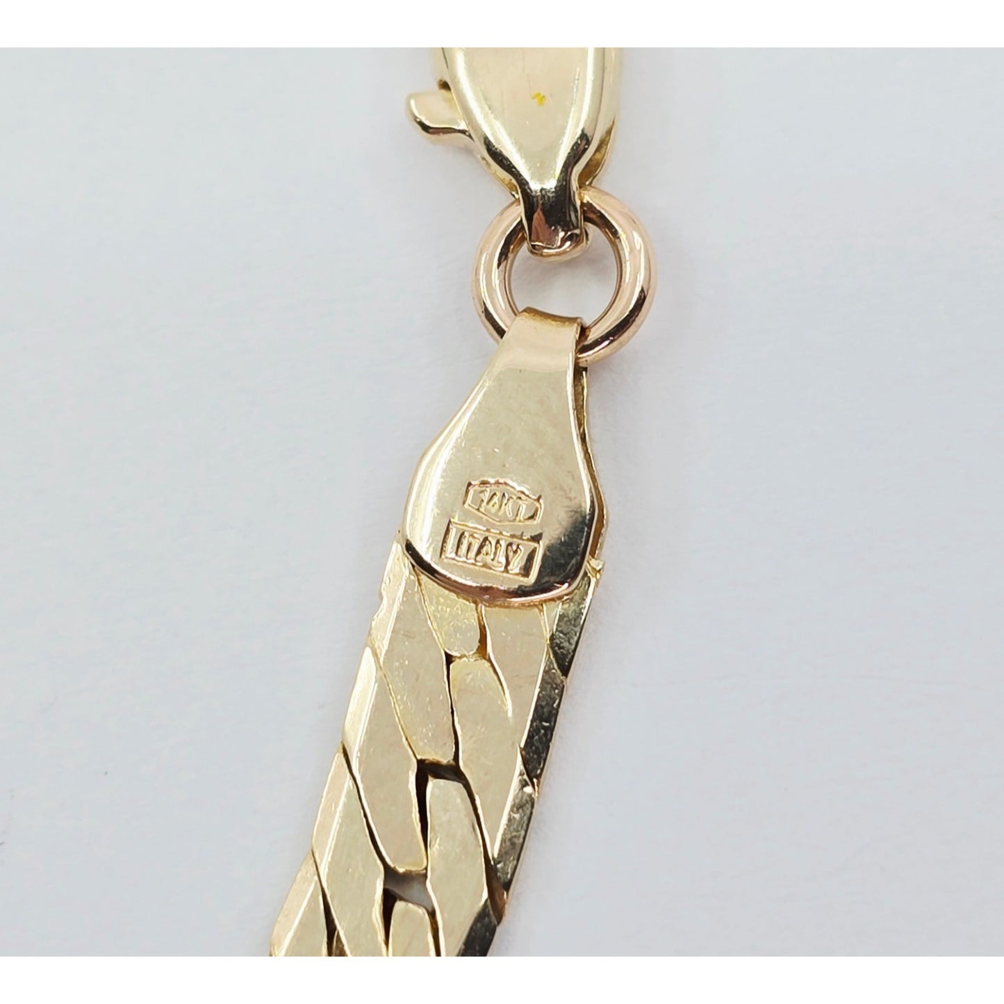 14K Yellow Gold Herringbone Flat Link Chain Necklace