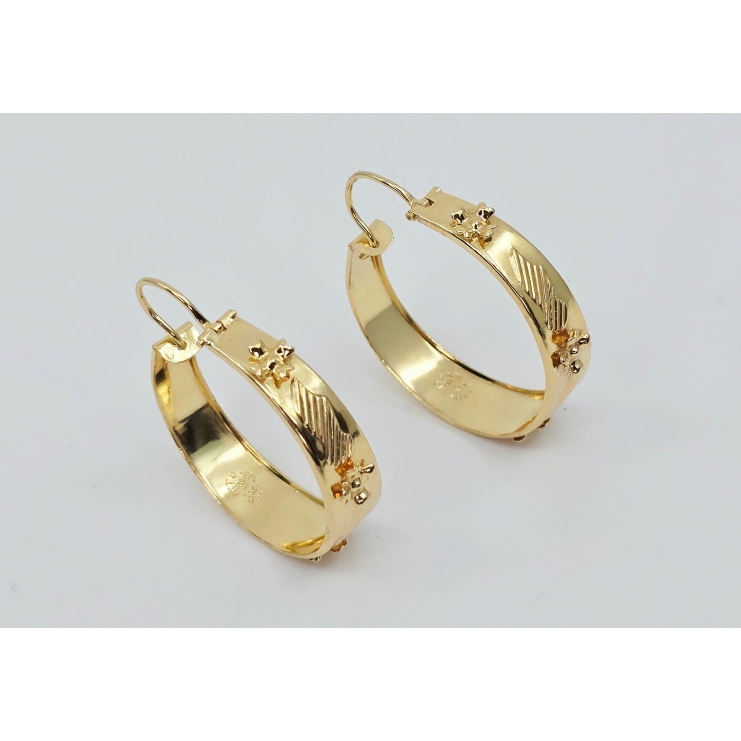 18K Yellow Gold Floral Wide Bangle Dangle Hoop Earrings