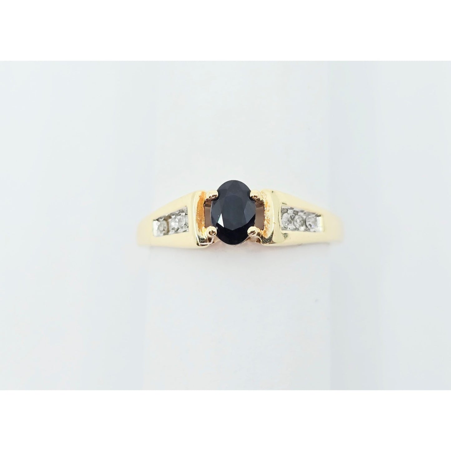 10K Yellow Gold Oval Sapphire & Round Cut Diamond Ring