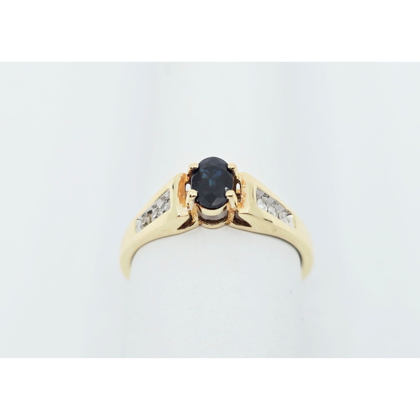 10K Yellow Gold Oval Sapphire & Round Cut Diamond Ring