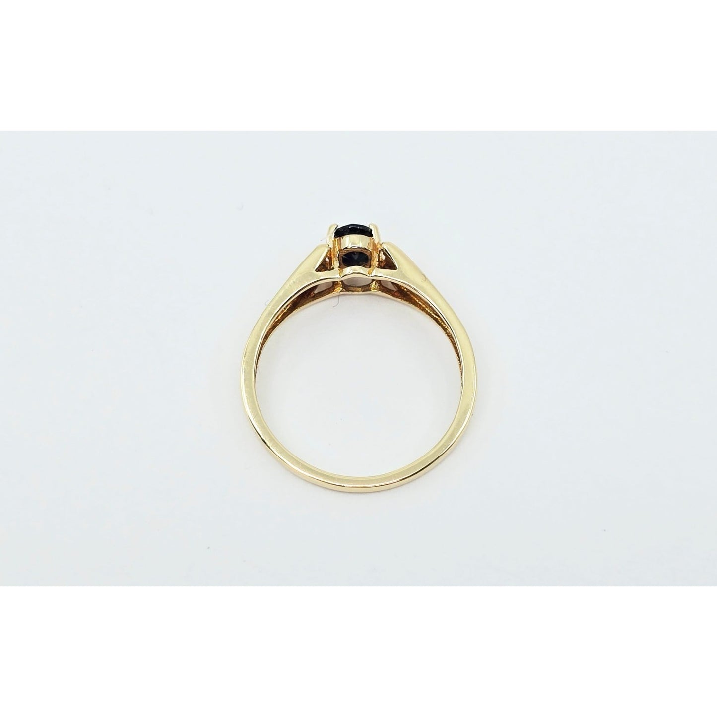 10K Yellow Gold Oval Sapphire & Round Cut Diamond Ring