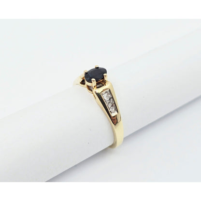 10K Yellow Gold Oval Sapphire & Round Cut Diamond Ring