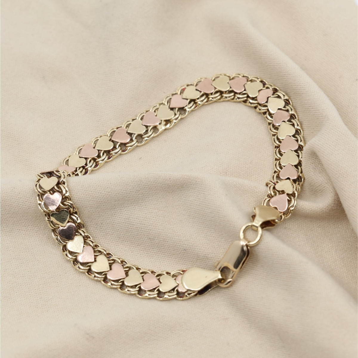 14K Two Tone Gold Flat Wide Bismark Link Heart Bracelet