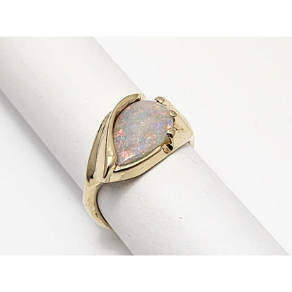 10K Yellow Gold Teardrop Opal Ring