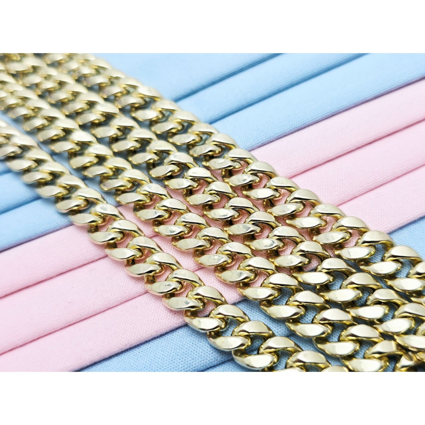 10K Yellow Gold Cuban Link Chain Necklace
