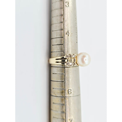 14K Yellow Gold Pearl & Diamond Ring