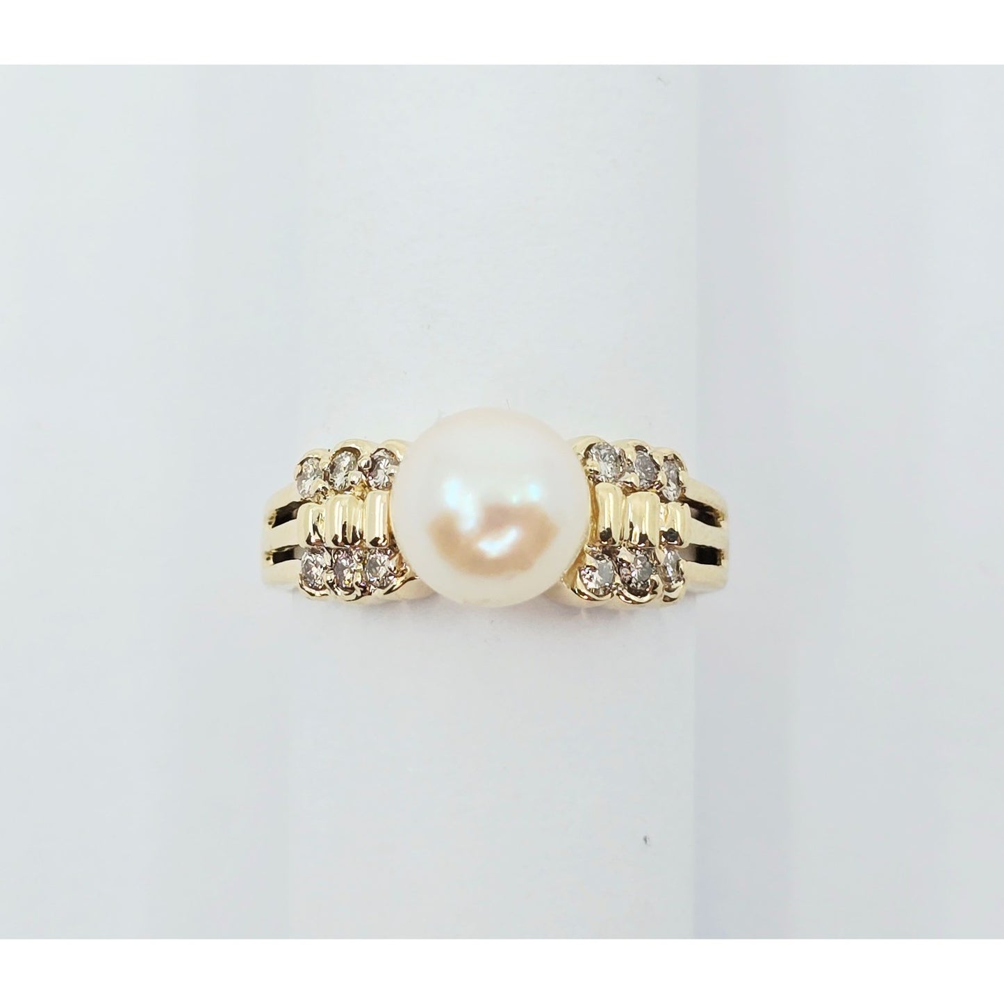 14K Yellow Gold Pearl & Diamond Ring
