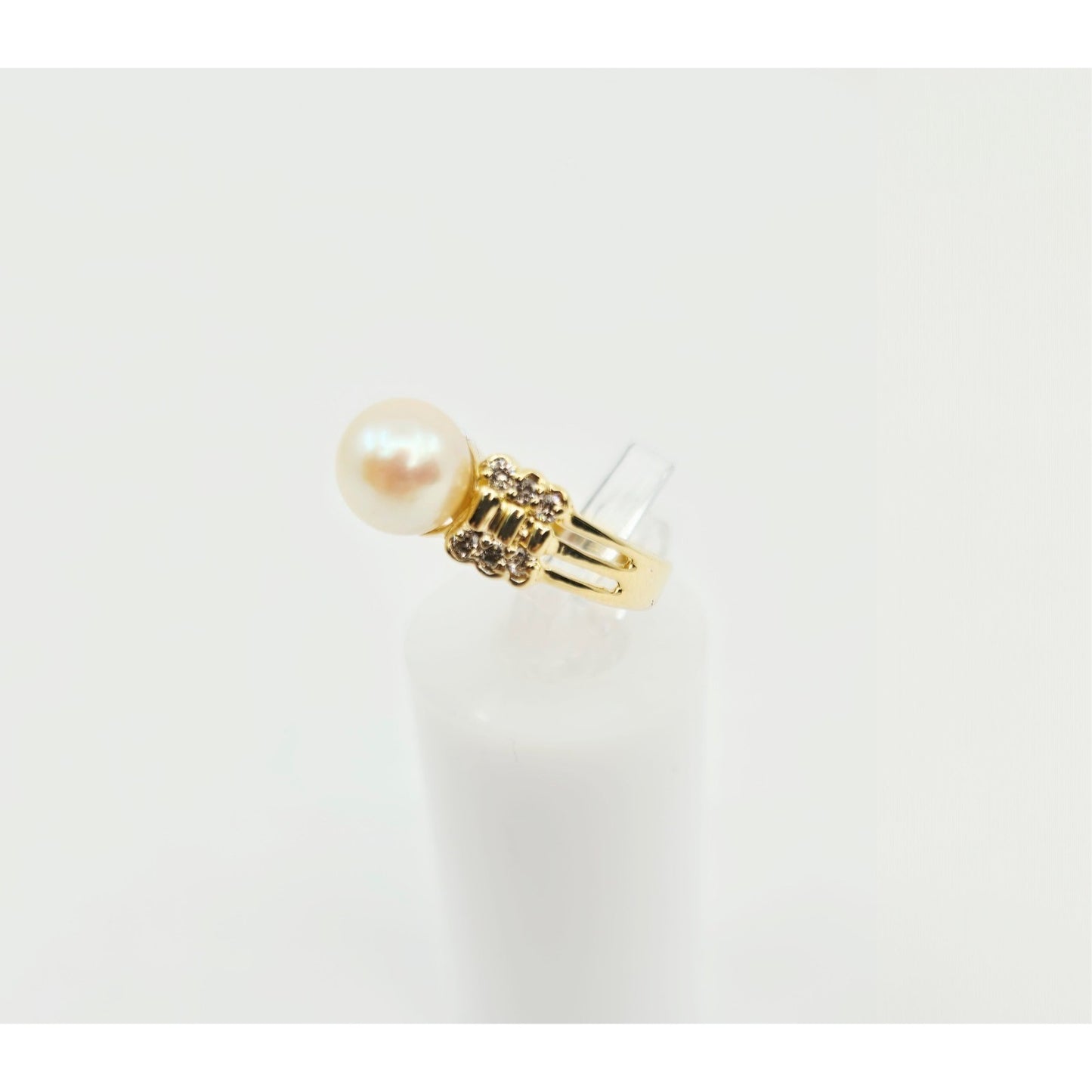 14K Yellow Gold Pearl & Diamond Ring