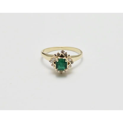 14K Yellow Gold Emerald & Diamond Ring
