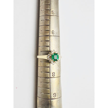14K Yellow Gold Emerald & Diamond Ring