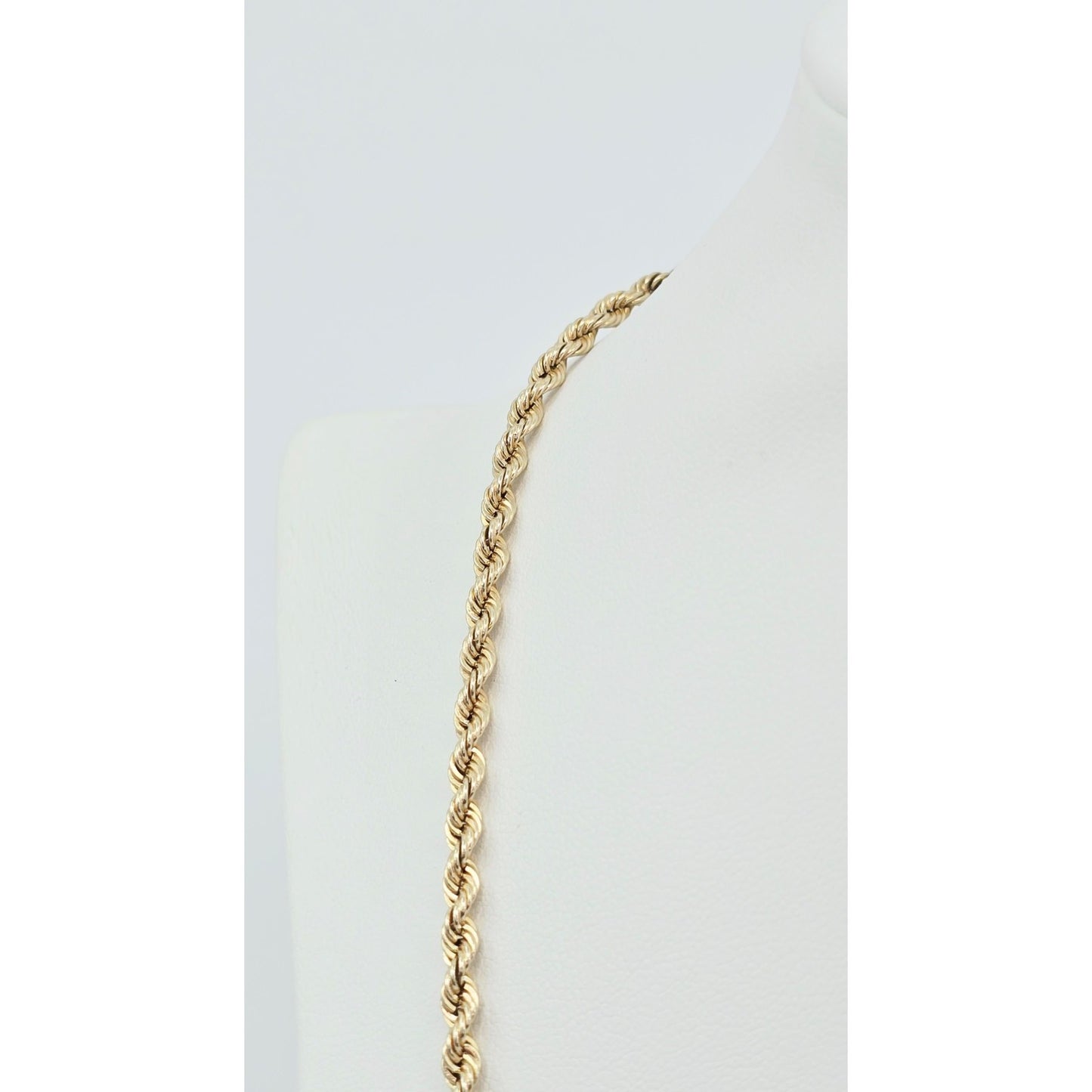 14K Yellow Gold Rope Chain Necklace