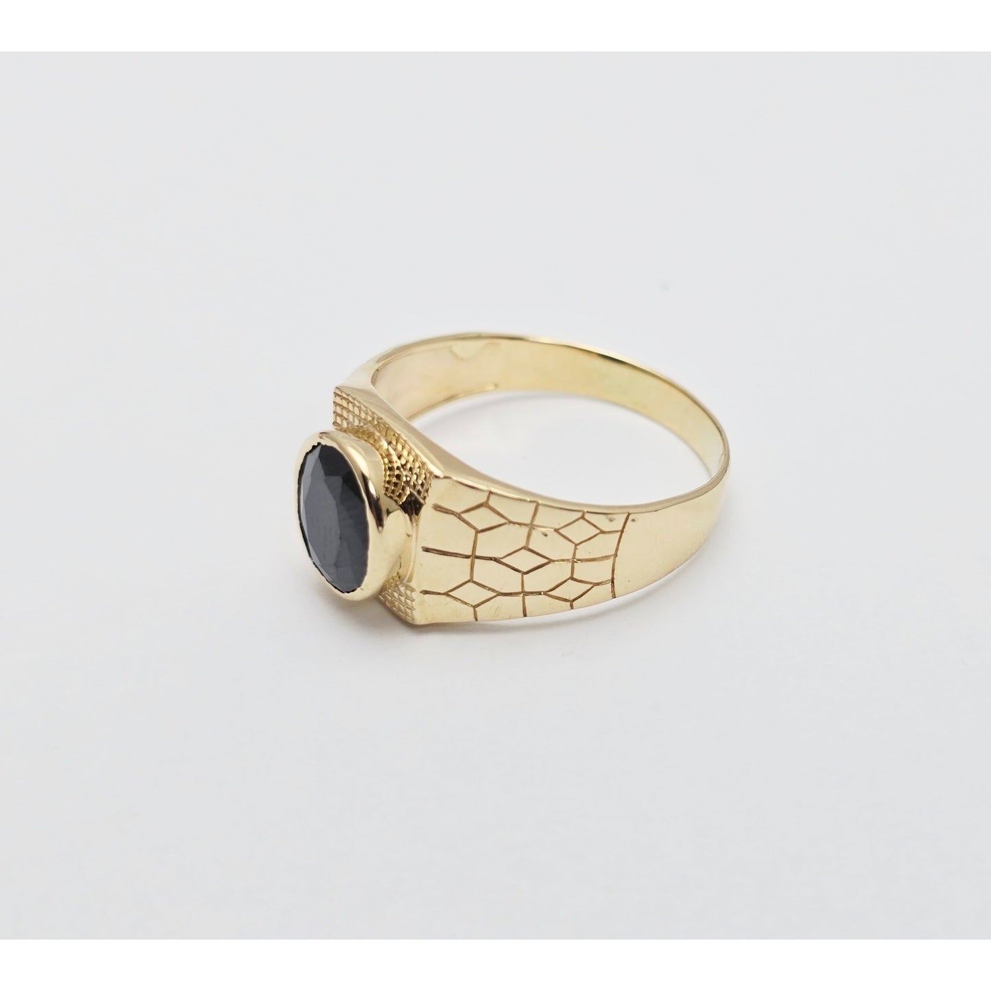 14K Yellow Gold Men's Oval Cut Onyx Nugget Ring